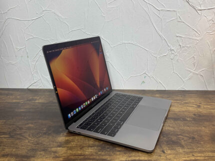 Apple MacBook Pro 13" (2017) — фото 2