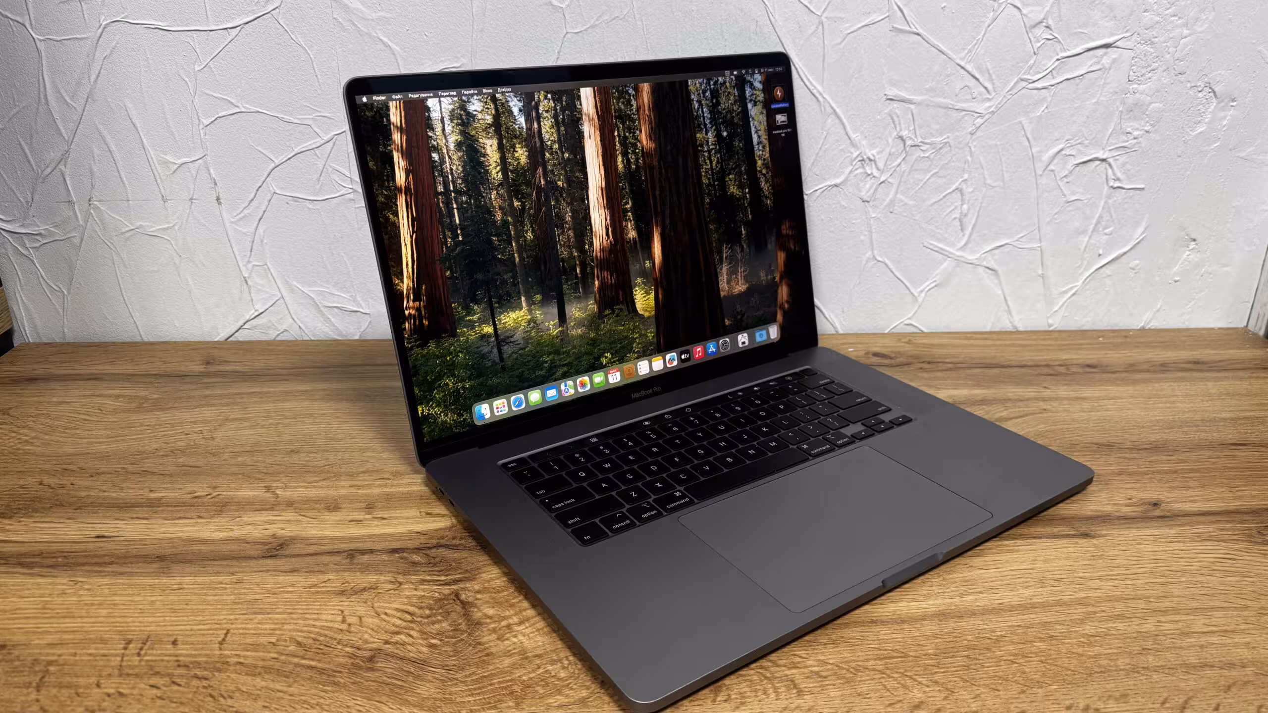 Apple MacBook Pro 16 A2141 — фото 3