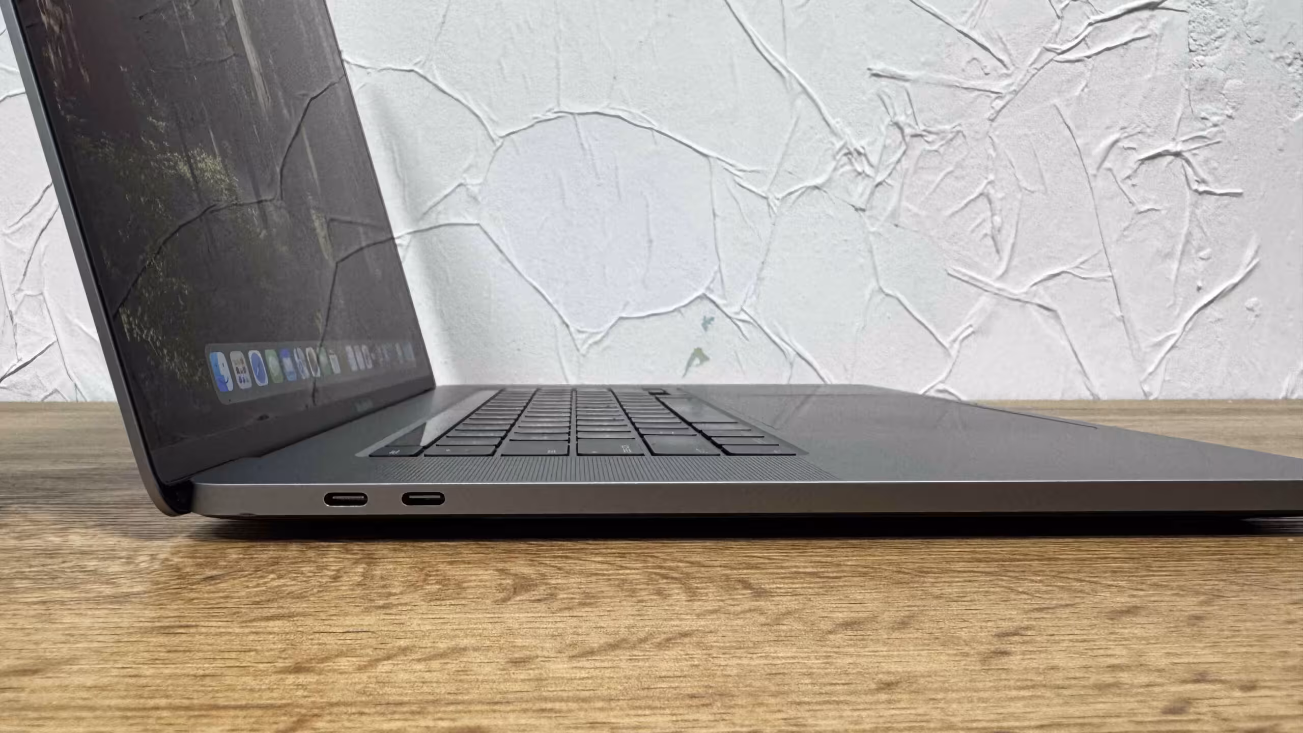 Apple MacBook Pro 16 A2141 — фото 4