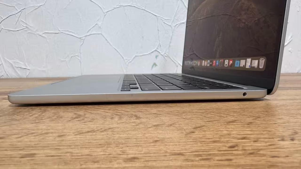 Apple MacBook Air 13.6" M3 (2024) — фото 5