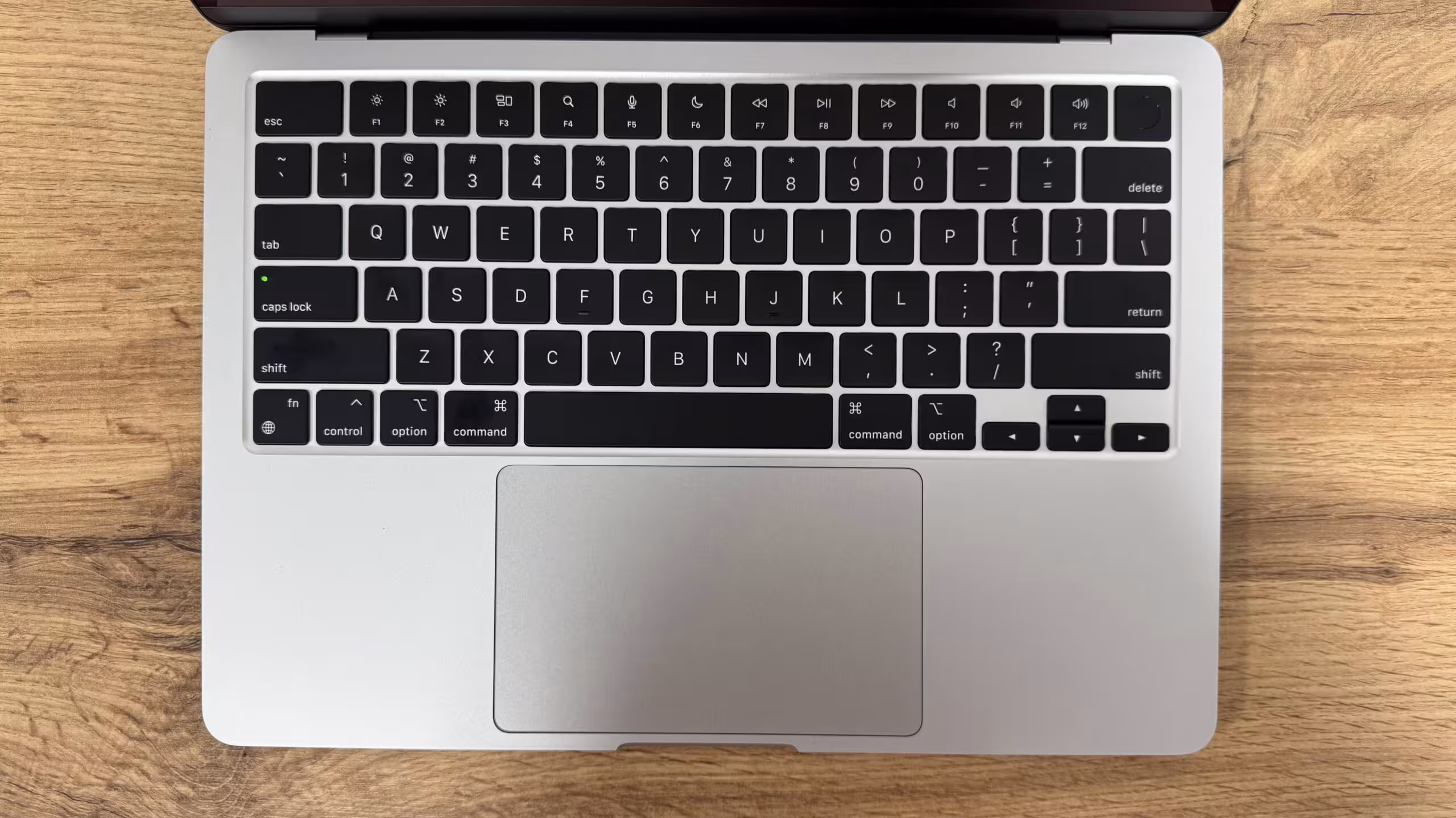 Apple MacBook Air 13.6" M3 (2024) — фото 6