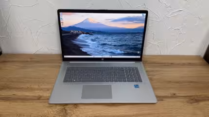 HP Laptop 17-cn2083dx — фото 2