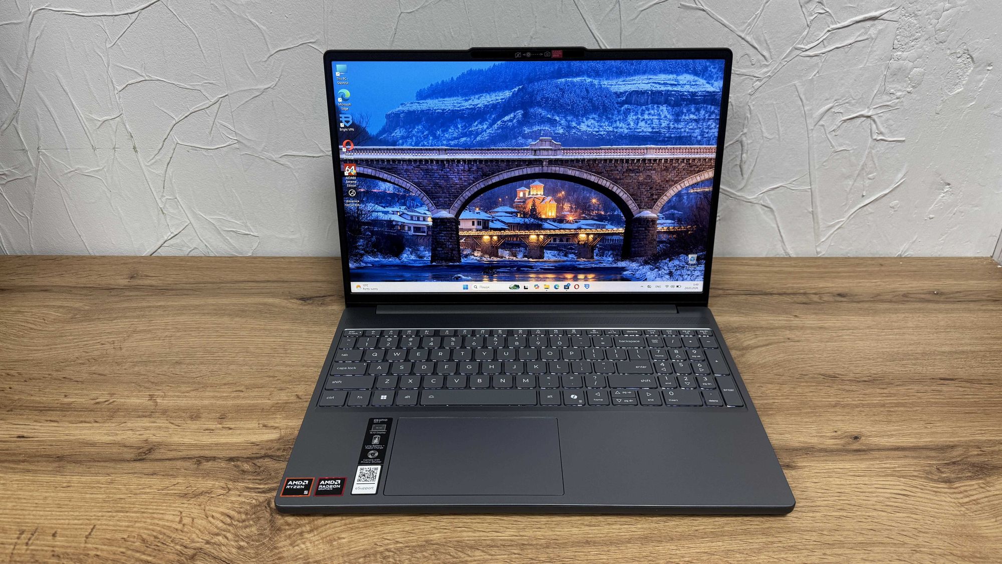 Lenovo IdeaPad Slim 3 15AHP10 Lenovo IdeaPad Slim 3 15AHP10