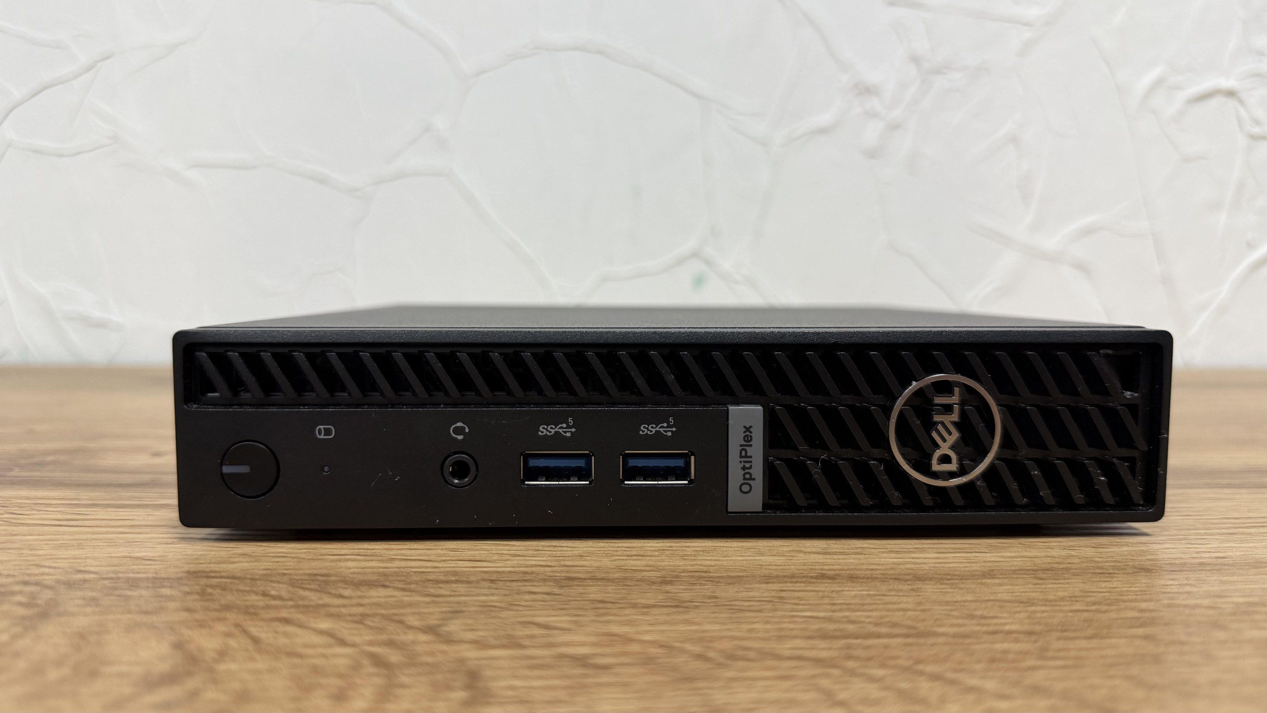 Dell OptiPlex Micro 7010 – Core i5-13500T, 16 ГБ DDR4, SSD 256 ГБ Dell OptiPlex Micro 7010 – Core i5-13500T, 16 ГБ DDR4, SSD 256 ГБ